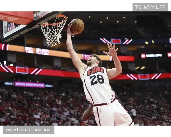 NBA火箭队训练基地设施与球队备战情况曝光